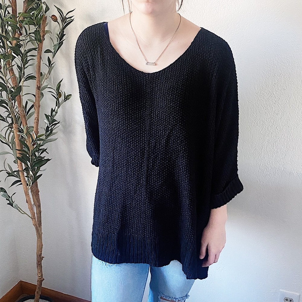 Easel oversized black knit sweater 3/4 length sleeves size medium